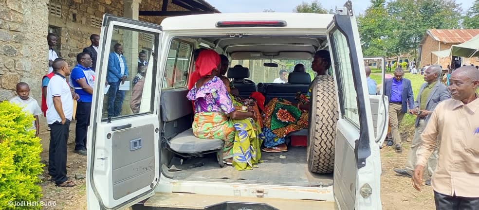Ituri : Le CICR dote l'hôpital Général de Référence de Boga d'une ambulance