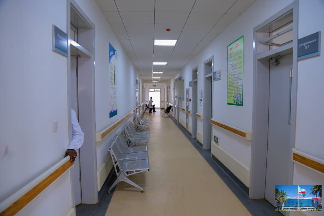 Haut-Katanga : le gouverneur inaugure le premier grand Hôpital au quartier Joli Site
