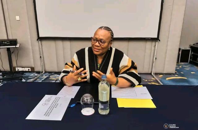 Bruxelles :  Marie-Thérèse Sombo échange avec les doctorants Congolais de la diaspora