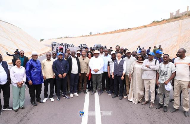 DRC : le président de l’assemblée nationale Aimé Boji  évalue les travaux des rocades de Kinshasa