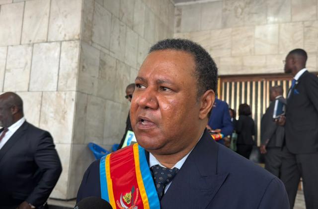 RDC : à l’ouverture de la session de septembre, Singoma Mwanza salue le discours d’Aimé Boji Sangara