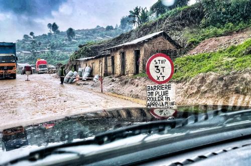 <p>Une barrière de pluie dans la province du Nord-Kivu en mars 2021. Image d’illustration. © CongoRassure </p>
