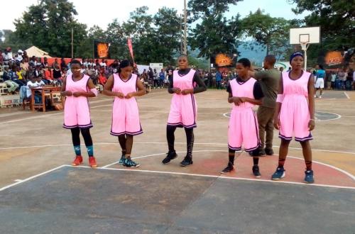 <p>Une équipe féminine de basket-ball de Beni. ©Droits tiers.</p>
