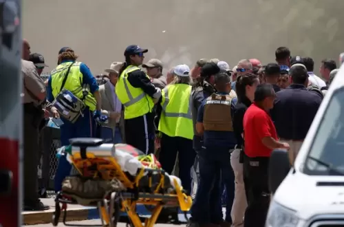 <p>Les secours sur le lieu du drame ( © NewYork times)</p>
