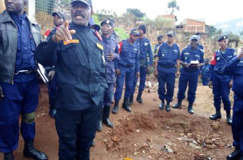 <p>Le général Aba Van Ang à la population de Butembo : « Sans votre collaboration, je ne suis rien »</p>
