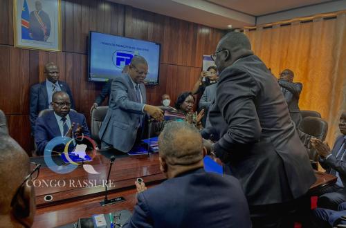 <p>Remise et reprise au FPI : Bertin Mudimu Tshisekedi prend les commandes de l’entreprise avec une trésorerie nette de 124 millions de USD</p>
