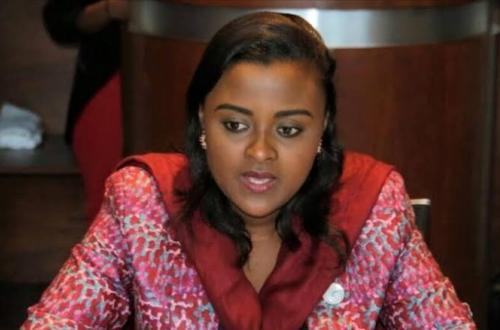 Chute de Kitchanga aux mains du M23 : La sénatrice Muyumba tire à boulets rouges, "que les incompétents qui gouvernent tombent en lieu et place des cités et des localités”