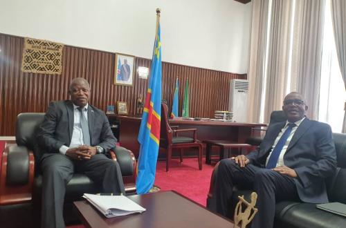 Sud-Kivu : Théo Ngwabidje toujours en fonction malgré ses détracteurs, a eu une mission très réussie à Kinshasa par rapport aux projets de développement de sa province