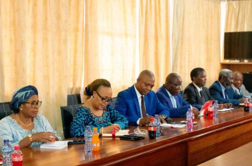 RDC : "Le pouvoir en place veut organiser la fraude électorale en enrôlant des mineurs et des personnes fictives", dit le FCC, qui veut la suspension du processus électoral