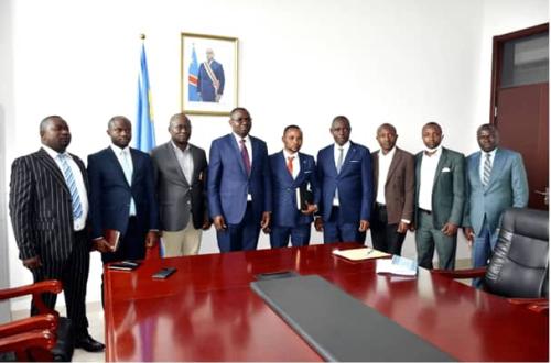 RDC : Conduits par Jonas Kasimba, les opérateurs économiques de l'Ituri abordent des questions sécuritaires dans leur secteur avec quelques ministres