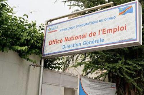 "Les prestations fournies par l'ONEM désormais gratuites" (communiqué)