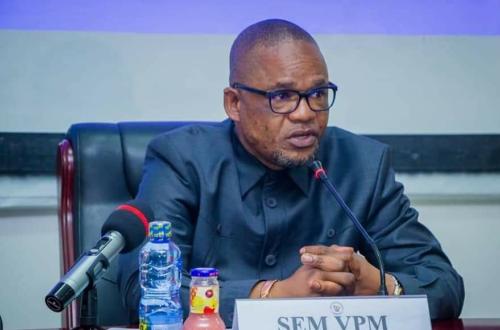 RDC : Le PPRD juge «irresponsable» les propos tenus par Péter Kazadi dans son point de presse