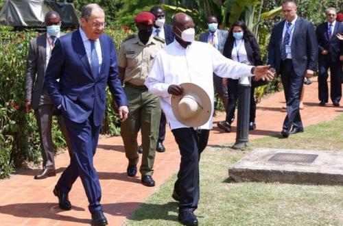 L’Ouganda a-t-il tourné le dos aux impérialistes Américains pour montrer ses couleurs pro-Russes ?
