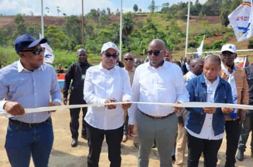 Sud-Kivu : La population de Kalehe remercie le président Félix Tshisekedi pour la construction de quatre quais modernes