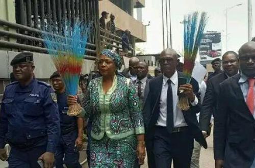 RDC : Marie Josée Ifoku Mputa dépose sa candidature à l'élection présidentielle de décembre