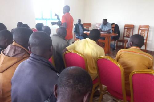 Lubero : Julien Paluku en audience avec différentes couches sociales de Kipese sur des sujets de paix, de développement, d'éducation et santé