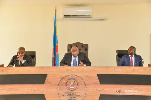 Kinshasa : Construction de l’aéroport de Ndjili, Bemba réunit autour de lui les acteurs clefs