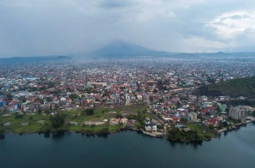 Guerre au Nord-Kivu : le HCR et l’UNICEF demandent le retrait des positions militaires des zones civiles