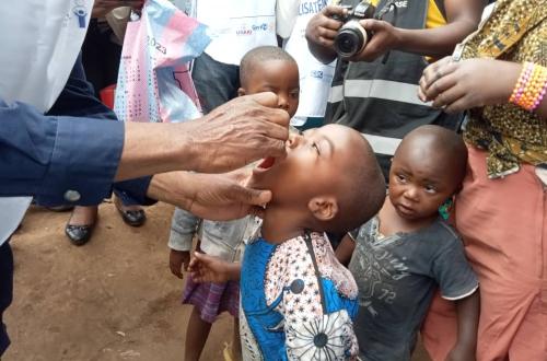 Nord-Kivu : 982 143 enfants attendus à la phase 2 de la campagne de vaccination contre la poliomyélite au Grand Nord