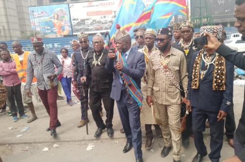 RDC : sit-in devant l'ambassade des USA contre le soutien occidental aux auteurs des massacres dans l'Est du pays