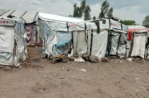 Les déplacés de guerre dans l'urgence sanitaire, un appel à l'aide des femmes et enfants à cette période pluvieuse 