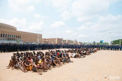 Plus de 400 bandits démantelés lors de l'opération « Ndobo » à Kinshasa