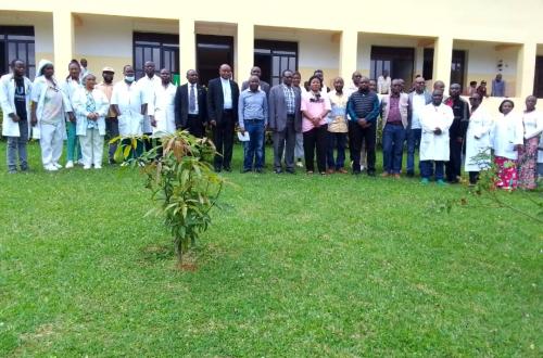 Les cliniques universitaires de l’UCG/Butembo dotées d’un laboratoire mobile