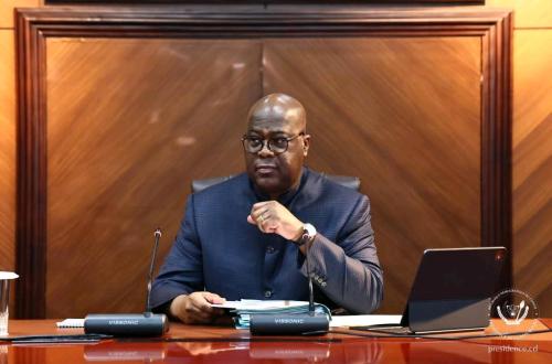 Félix Tshisekedi appelle au contrôle strict des titres de voyage pour lutter contre le terrorisme en RDC