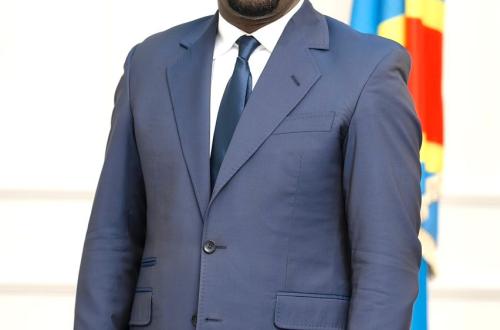 Le député Patrick Munyomo adresse une question orale avec débat à Miguel Kashal au sujet de la gestion de l'ARSP