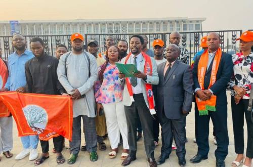 DEBOUT LA PATRIE" salue le nouveau Gouvernement et réaffirme son soutien au Président Tshisekedi