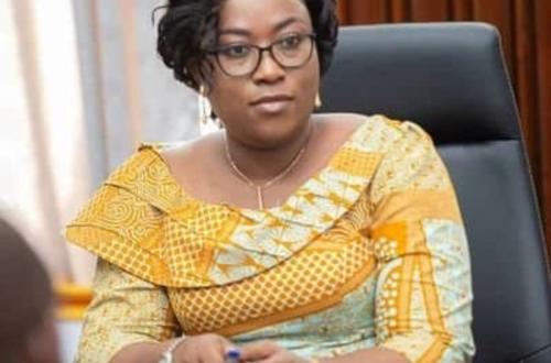 Festivités des Noël et Nouvel an : la députée Adèle Bazizane se joint à la population Congolaise de la partie Est qui traverse l'insécurité