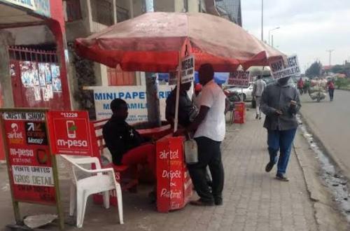 Goma : le « mobile banking » asphyxie les ménages sous contrôle du M23