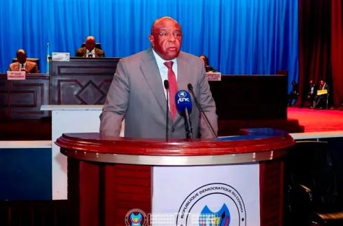 RDC–Assemblée nationale : Jean-Pierre Bemba défend la réforme des permis biométriques, la loi sur la drépanocytose adoptée à l’unanimité