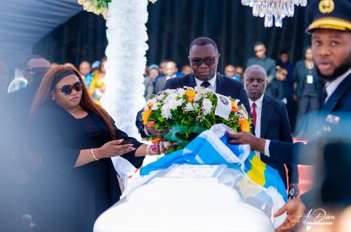 RDC-Derniers hommages à Cyprien Mbere : Julien Paluku n’oublie pas le rôle stratégique du bâtonnier au sein du BUREC