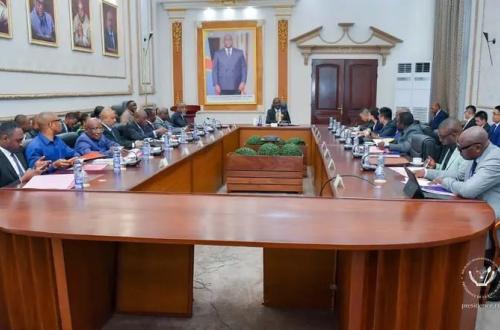 RDC : le gouvernement lance une évaluation approfondie du contrat Sino-Congolais « infrastructures contre mines »