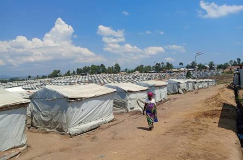 Ituri : morts signalés, déplacés en fuite et appels à l’enquête, le statut humanitaire du site en question après bouclage à Kigonze