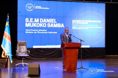 RDC : Mukoko Samba sensibilise sur le décret petit commerce, le contrôle démarre après le 30 septembre