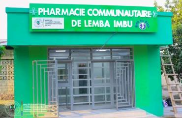 Santé : Kinshasa s’apprête à inaugurer dix pharmacies modernes à coût abordable