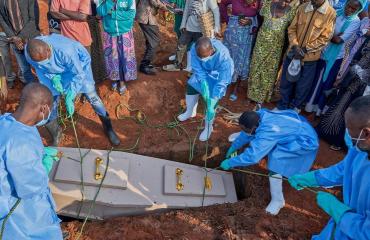 Ebola en RDC : plus de 4 600 cas confirmés, dont 2 184 décès depuis le début de l’épidémie