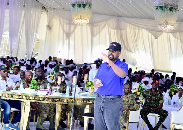 Ouganda : Le fils de Museveni a une nouvelle cible, le parti politique de son père !