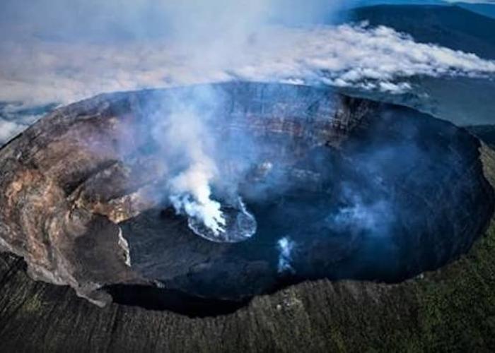 Goma : “Activité de la lave dans le cratère du volcan Nyamulagira, aucun danger n'est à craindre, mais le lavage des légumes recommandé” (OVG)
