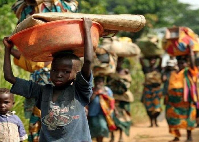 Ouganda : 114 réfugiés Congolais ayant fui des camps pour le Kenya restent bloqués à Busia par la police Ougandaise