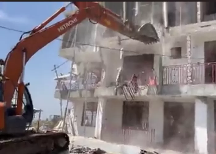 Kinshasa : Le gouverneur ordonne la démolition après l'effondrement d'un bâtiment de huit étages à Gombe