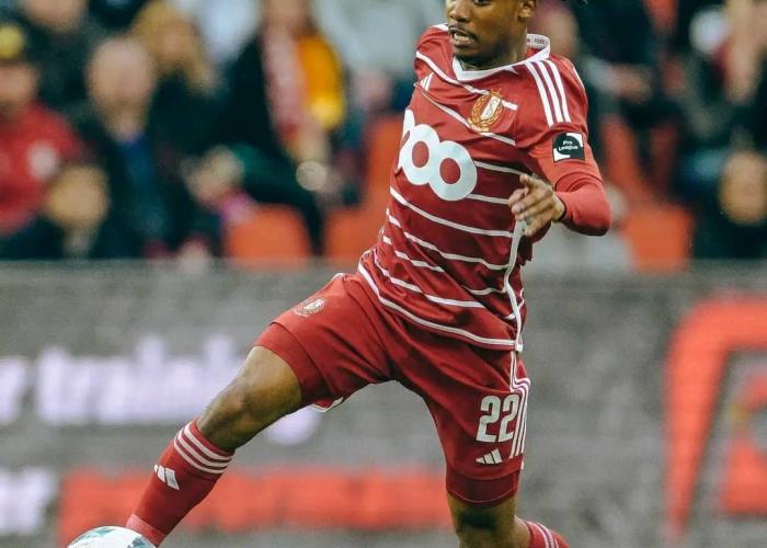 Transfert : le Joueur Congolais du Standard de Liège William Balikwisha annoncé en Allemagne