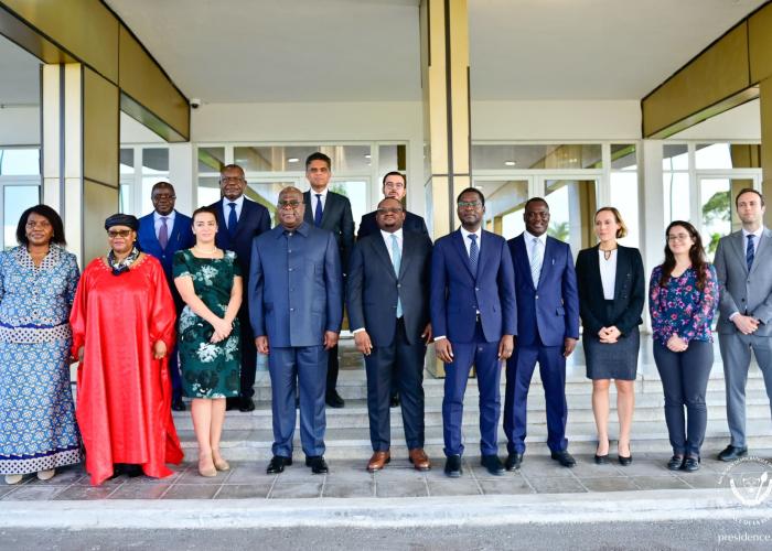 Un accord de 2.8 milliards USD signé pour les programmes triennal et climatique