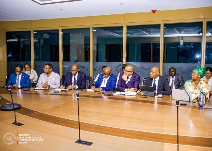 Roger Kamba était en réunion avec les acteurs intervenants dans la Couverture Santé Universelle pour identifier les défis dans la mise en œuvre de ce programme