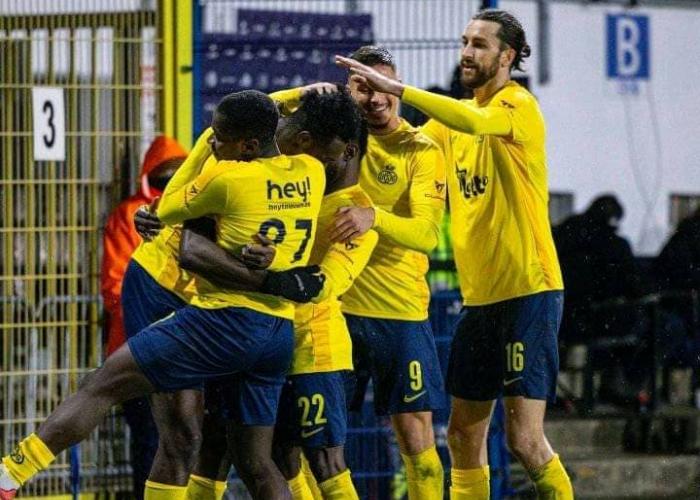 Noah Sadiki et son club retrouvent le sourire, Joris Kayembe et Genk incontournables
