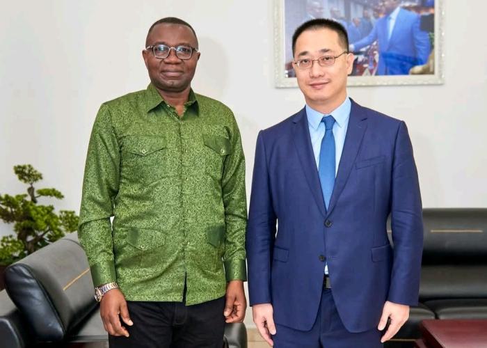 Julien Paluku s'active pour le renforcement de la coopération bilatérale en matière d'exportation des produits congolais