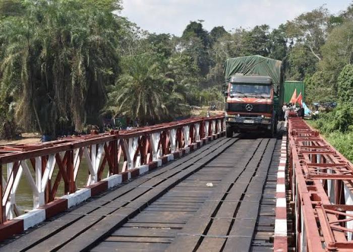 Risque d'effondrement du pont Semuliki, la traversée interdite aux véhicules avec plus de 20 tonnes de marchandises