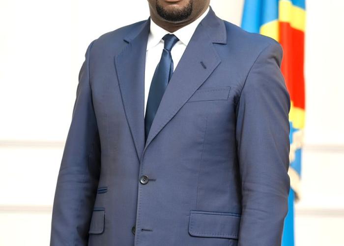 Le député Patrick Munyomo adresse une question orale avec débat à Miguel Kashal au sujet de la gestion de l'ARSP